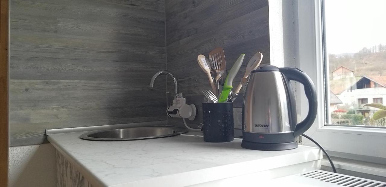 Studio Apartman Sajra Kulen Vakuf Eksteriør bilde